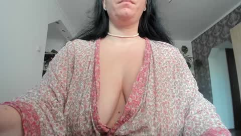 Snapshot of kellymorgan_ chatting on 31, 1, 2025 Monday - Friday 08 am - 3 pm GMT 3 online show from 31, 1, 2025