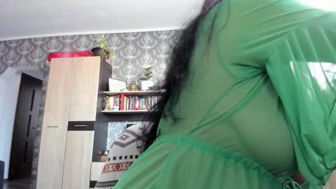 Snapshot of kellymorgan_ chatting on 30, 10, 2025 Monday - Friday 08 am - 3 pm GMT 3 online show from 30, 10, 2025