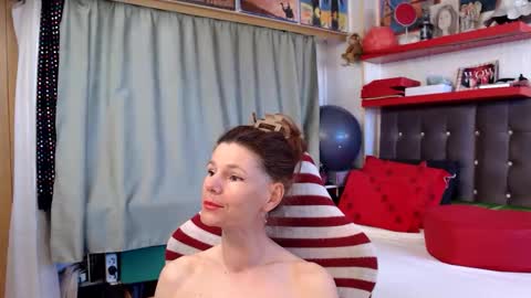 kelly online show from 26, 4, 2026