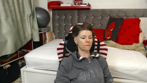kelly online show from 15, 5, 2026