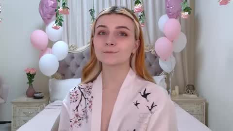 Kelly Stoneys online show from 11, 3, 2025