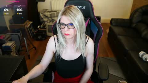 kelseycobalt online show from 15, 6, 2026
