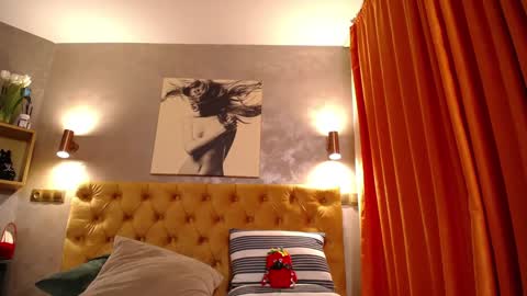 kelsikarterr online show from 13, 1, 2025