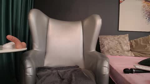 kelsikarterr online show from 25, 2, 2025