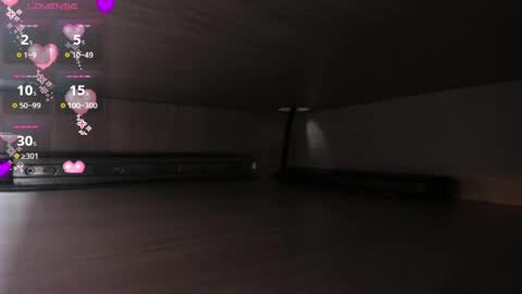    online show from 30, 3, 2026