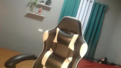 Snapshot of kemdallicious12 chatting on 27, 2, 2026 kimmy online show from 27, 2, 2026