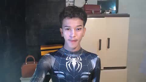 Snapshot of ken_bigcockxx chatting on 10, 2, 2025 Ken online show from 10, 2, 2025