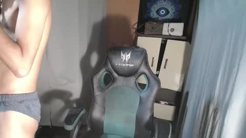 Snapshot of ken_bigcockxx chatting on 24, 10, 2025 Ken online show from 24, 10, 2025