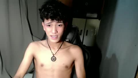 Snapshot of ken_bigcockxx chatting on 26, 10, 2025 Ken online show from 26, 10, 2025