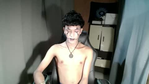 Snapshot of ken_bigcockxx chatting on 29, 10, 2025 Ken online show from 29, 10, 2025