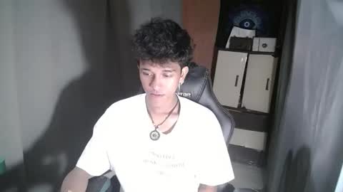 Snapshot of ken_bigcockxx chatting on 2, 11, 2025 Ken online show from 2, 11, 2025