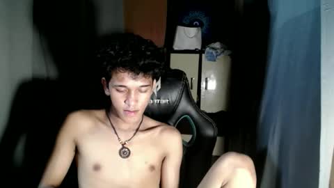 Snapshot of ken_bigcockxx chatting on 7, 11, 2025 Ken online show from 7, 11, 2025