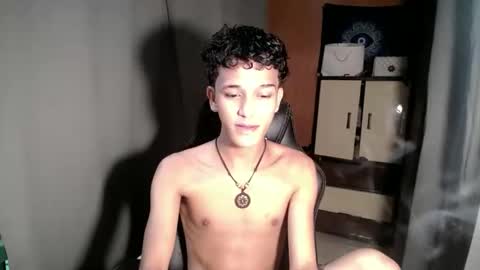 Snapshot of ken_bigcockxx chatting on 13, 11, 2025 Ken online show from 13, 11, 2025