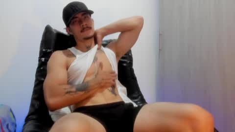 Snapshot of ken_tokiio chatting on 10, 5, 2026 Ken online show from 10, 5, 2026