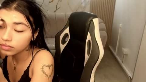 kendall18_b_ online show from 28, 7, 2026