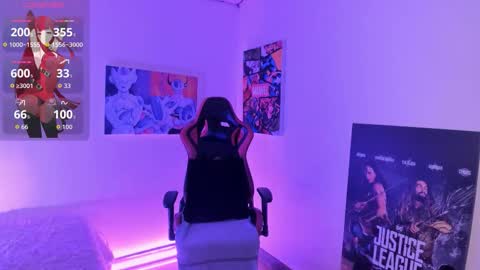 Kendall online show from 3, 10, 2025