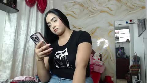 kendall  online show from 19, 4, 2026