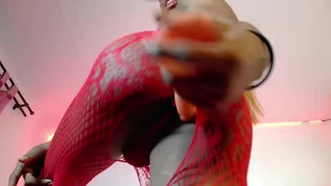 kendallgil online show from 22, 1, 2025