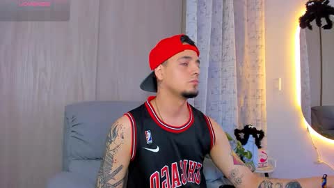 Snapshot of kendel_dimitri chatting on 18, 10, 2025 kendel_dimitri online show from 18, 10, 2025