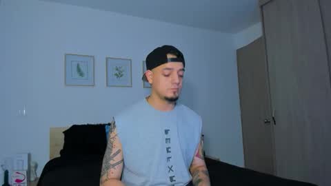 Snapshot of kendel_dimitri chatting on 20, 12, 2025 kendel_dimitri online show from 20, 12, 2025