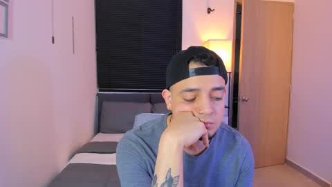 kendel_dimitri online show from 30, 4, 2026
