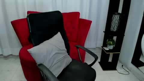 Snapshot of kendra_hot chatting on 5, 6, 2026 Kendra Hot online show from 5, 6, 2026