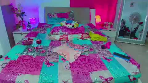 kendra_love31 online show from 13, 6, 2026