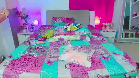kendra_love31 online show from 14, 6, 2026