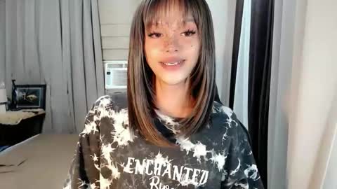 kendra_lunaxx online show from 7, 3, 2026