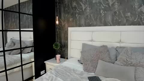 KENDRA online show from 12, 3, 2025