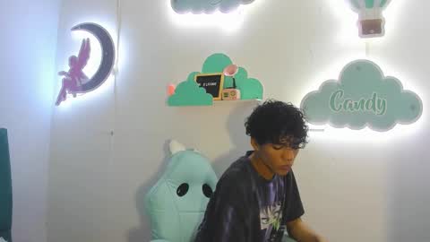 K E N N Y online show from 8, 3, 2026