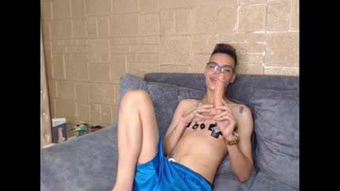 kenn_boy_ online show from 21, 1, 2025