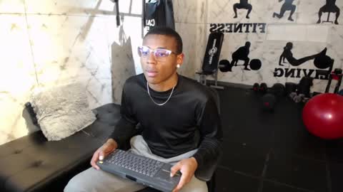 Kenny Thompson online show from 27, 2, 2026