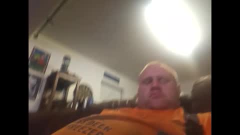 looking 4 free c2c online show from 17, 9, 2025