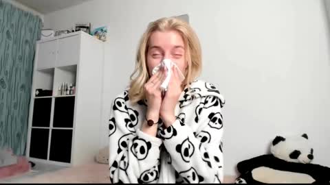 Kenzie online show from 2, 3, 2025