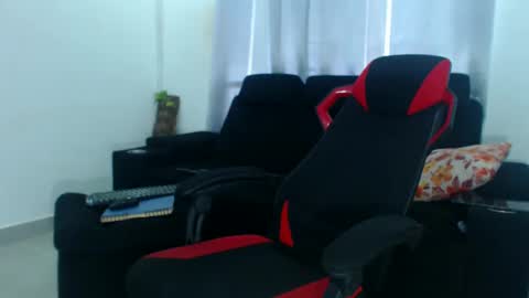 dany wolf002 online show from 17, 1, 2025