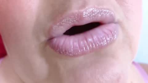 K E R L Y online show from 25, 4, 2026