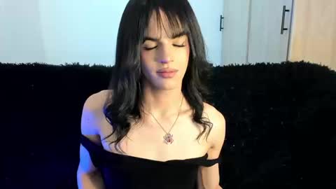 Snapshot of kerly_monroe chatting on 9, 9, 2025 Kerly online show from 9, 9, 2025