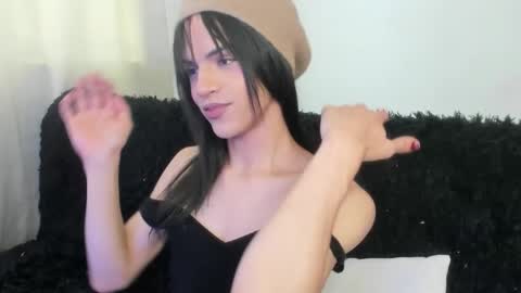 Snapshot of kerly_monroe chatting on 7, 10, 2025 Kerly online show from 7, 10, 2025