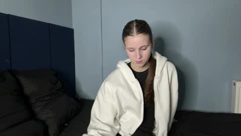 Kara online show from 29, 3, 2026