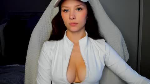 Snapshot of ketlinrous chatting on 16, 10, 2025 ketlinrous online show from 16, 10, 2025