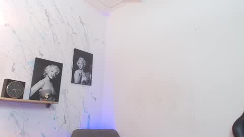 Snapshot of kev_arenas chatting on 25, 2, 2026 KEV online show from 25, 2, 2026