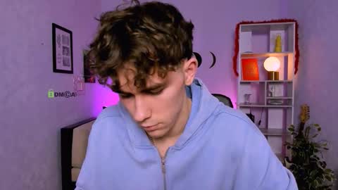 kevin_nix_ online show from 4, 2, 2026