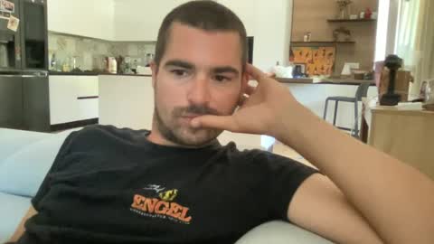 kevinpillobello online show from 29, 7, 2026