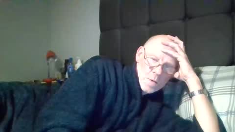 kevlooking4sez online show from 22, 12, 2025