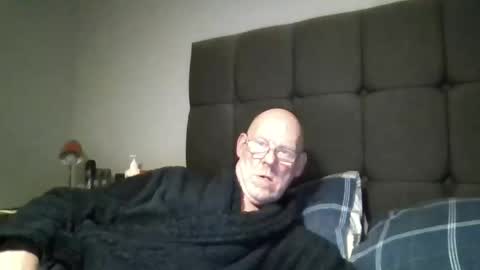 kevlooking4sez online show from 5, 2, 2026