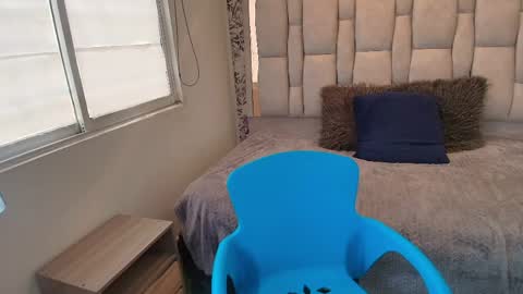 KEYLA BRUNETTE online show from 10, 4, 2026