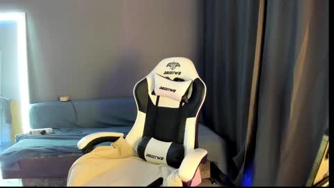 Keyli online show from 7, 1, 2026