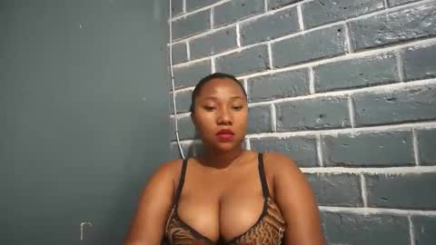 Snapshot of kezia0910 chatting on 13, 11, 2025 kezia0910 online show from 13, 11, 2025