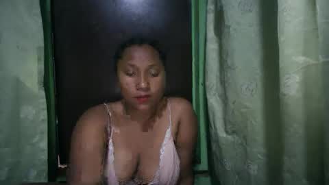 Snapshot of kezia0910 chatting on 19, 11, 2025 kezia0910 online show from 19, 11, 2025